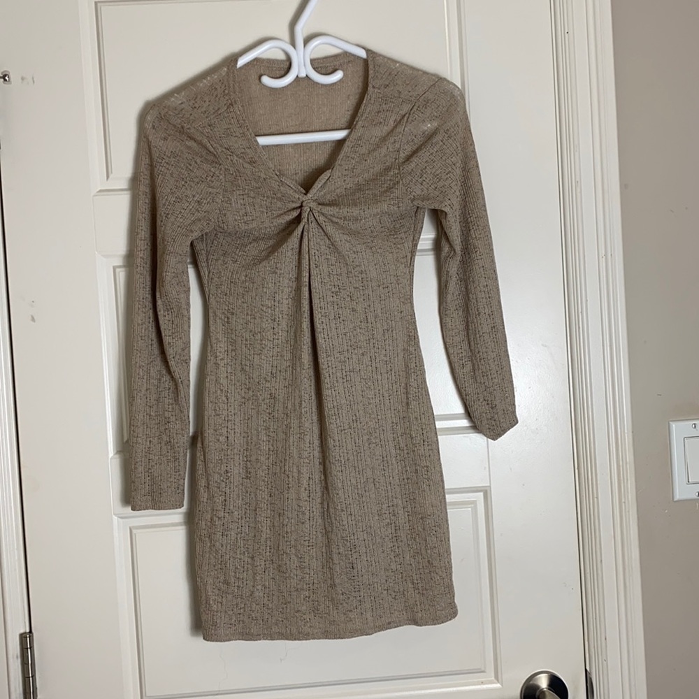 Nude cover Bodycon dress $10-25 SALE ON MY CLOSET